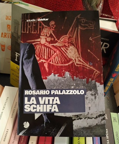 Novità in libreria: La vita schifa